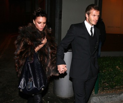 victoriabeckhamwithcallebagbyloewe-milanjan17th20091