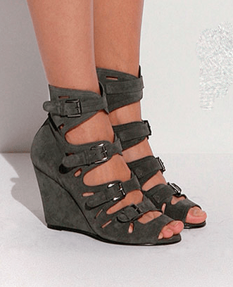 bild-11-surface to air-paris-modepilot-sandale