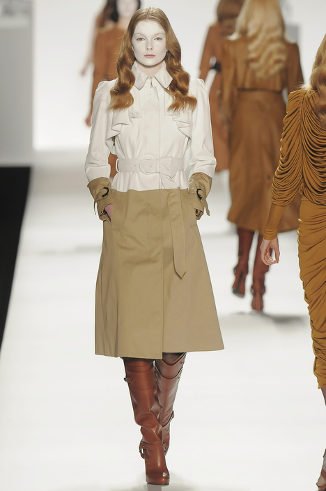 Modepilot-Paris-Fashion-week-Blog-mode-Style-viktor-rolf-Winter 2009_aw09_093