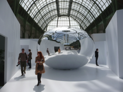 modepilot-ausstellung-kunst-force-de-lart-paris