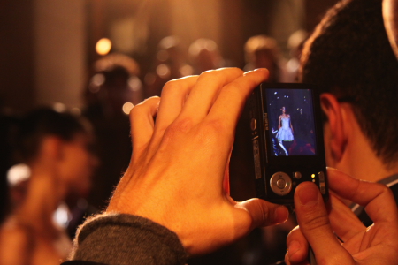 modepilot-loewe-fashion-week-mode-blog-paris-handy