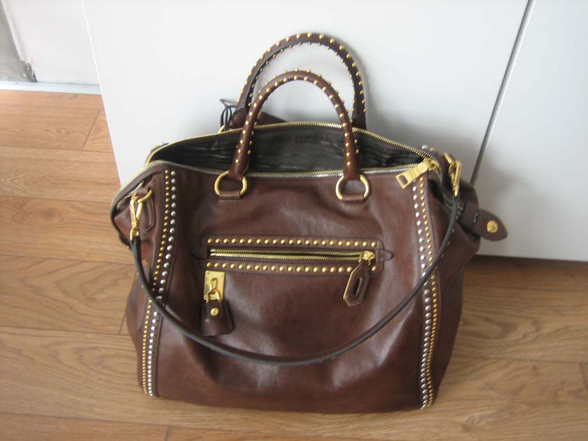 img_9624-modepilot-prada-tasche-blog-nieten
