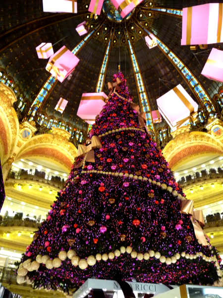 modepilot-galeries-lafayette-noel-2009-weihnachtsdeko-paris-fashion-blog