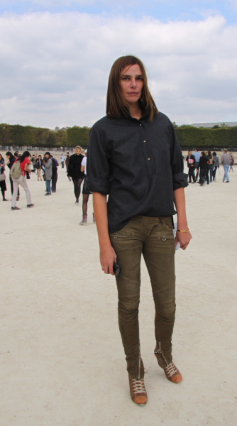 streetstyle-paris-fashion-week-claire-dhelens-besser-pap-fs-2010-copyright-markert-modepilot-235