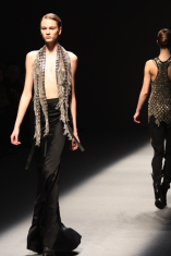 haider-ackermann-aw0910-copyright-markert-260-modepilot-Festtage-Winter 2009-Trend-Looks-Mode-Fashion-Blog Haider Ackermann