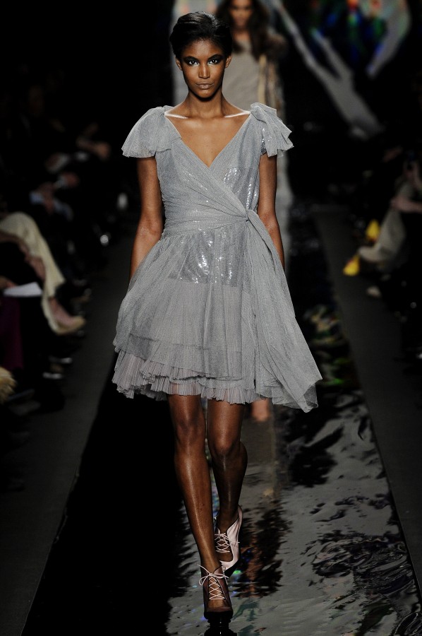 diane_von_furstenberg_aw10_081-modepilot-fashion-blog-winter 2010-new-york-fashionweek