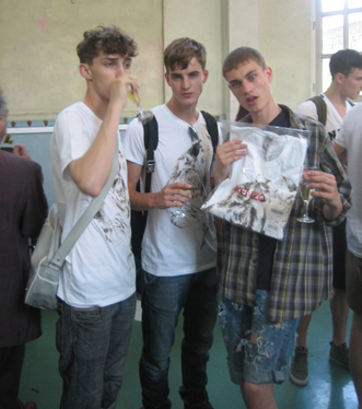 modepilot-kenzo-backstage-blog-paris-models