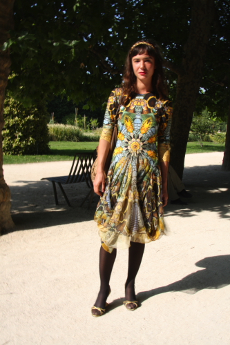 Modepilot McQueen Kleid Paris Streetstyle Fashionblog