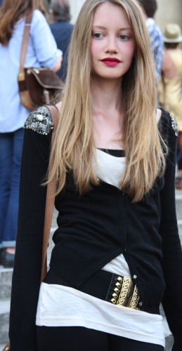 Modepilot Model Sofia Fisher Chanel Streetstyle Mode Models Fashion Blog