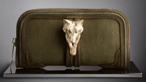 Burberry fox clutch Modepilot