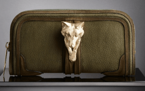 Burberry fox clutch Modepilot