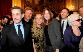 modepilot-blog-legion-honneur-paris-Franca-Sozzani-Carla-Bruni-Nicolas-Sarkozy-vogue-italia