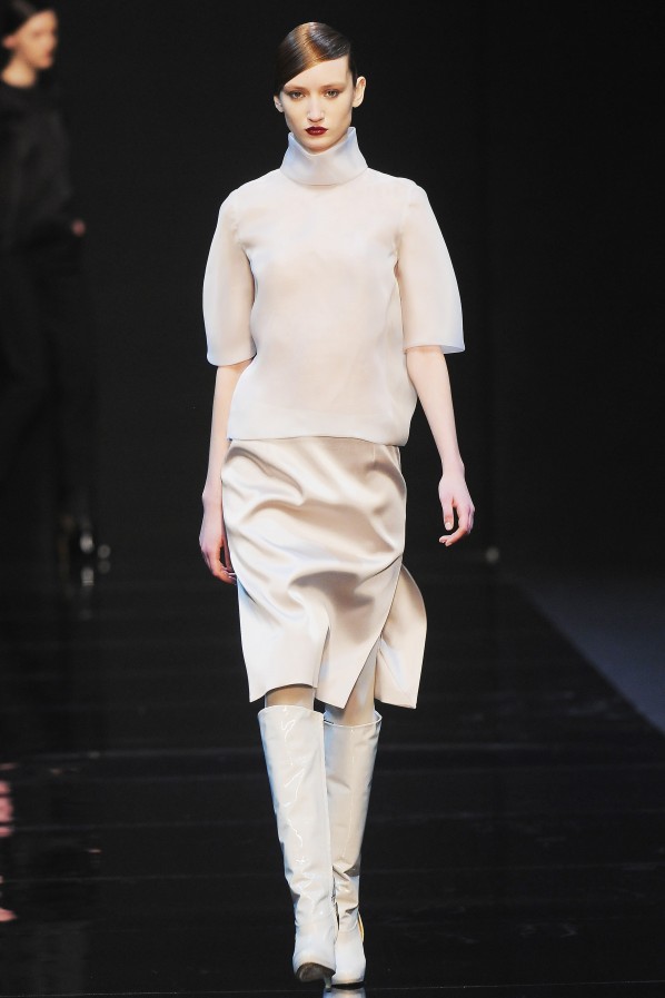 Modepilot-Fashionweek-Paris-Review-Mode-Blog--guy_laroche_aw12_210
