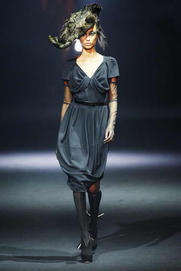 Modepilot-Fashionweek-Paris-Review-Mode-Blog-john_galliano_aw12_323
