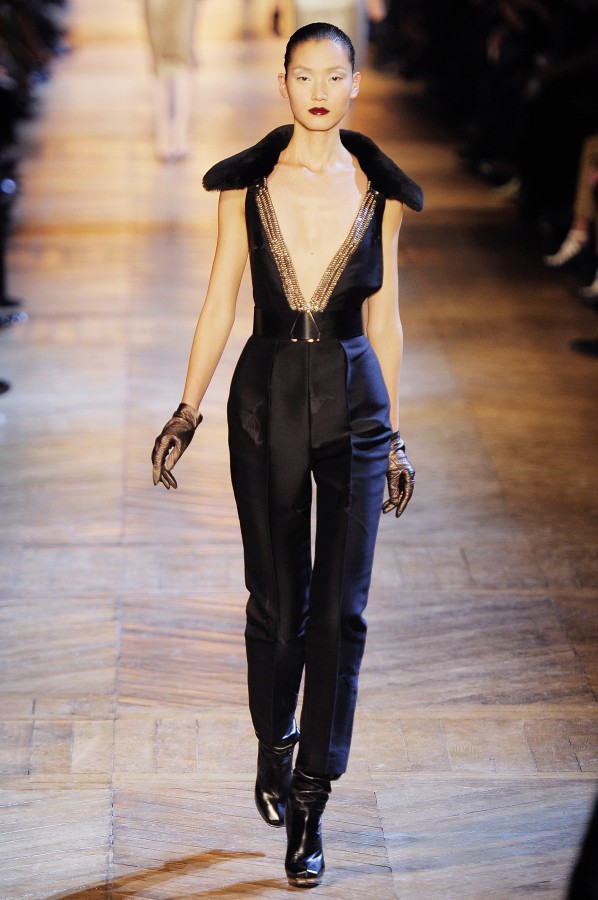 yves_saint_laurent_aw12_383
