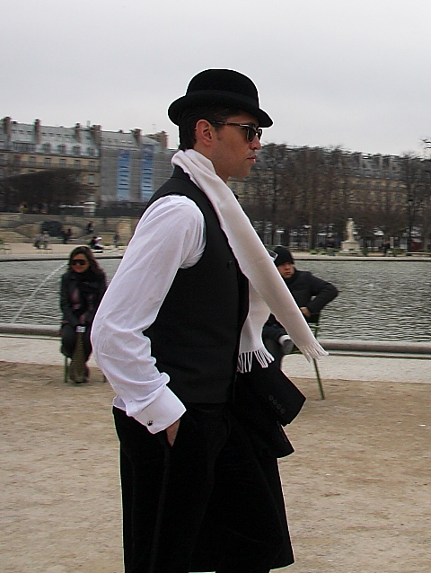Modepilot-Hüte-Fashionblog-Mode-STreetstyle-Paris-Mode-Blog-2012