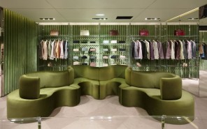 Prada_Cloverleaf_Paris_Faoubourg