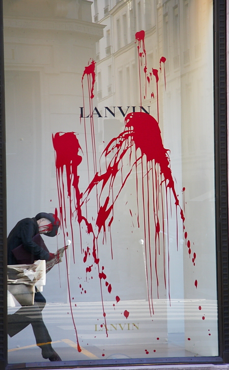 Modepilot-Paris-Schaufenster-Avenue Montaigne-Fbg. St. Honore-Sommer 2012-Winetrware-fashion-Blog-Lanvin Fenster 3