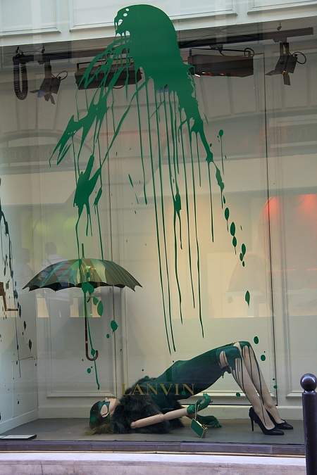 Modepilot-Paris-Schaufenster-Avenue Montaigne-Fbg. St. Honore-Sommer 2012-Winetrware-fashion-Blog-Lanvin Fenster 7