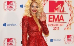 Rita+Ora+MTV+EMA+2012+Photo+Room+jLlS3Vt36P6l