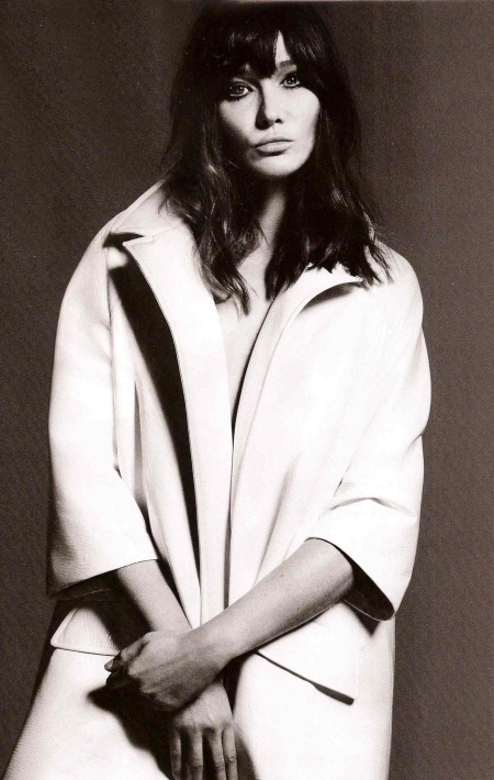 Modepilot-Vogue Cover Carla Bruni-Scan-Fashion-Blog
