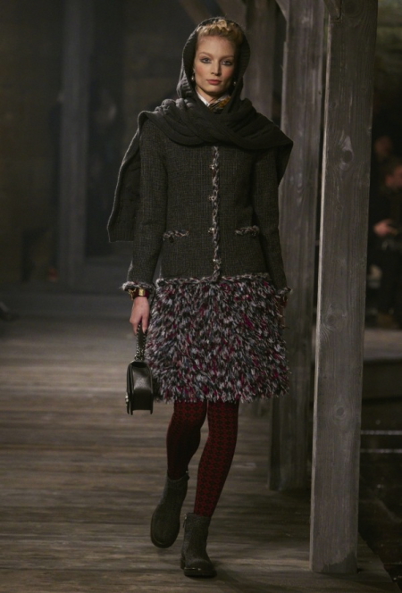 Modepilot-chanel_edinburgh_aw13_001-Mode-Fashion-Arts et Metiers-Mode-Blog