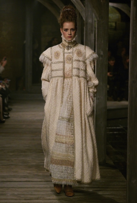 Modepilot-chanel_edinburgh_aw13_001-Mode-Fashion-Arts et Metiers-Mode-Blog