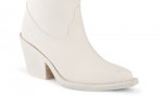 acne-modepilot-blog-cowboy-boot-brush-white