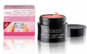ultra-rich-night-repair-cream-for-nails-von-artdeco-modepilot-blog