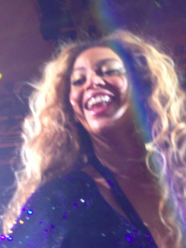 Beyoncé ganz nah Modepilot Bey-Stage