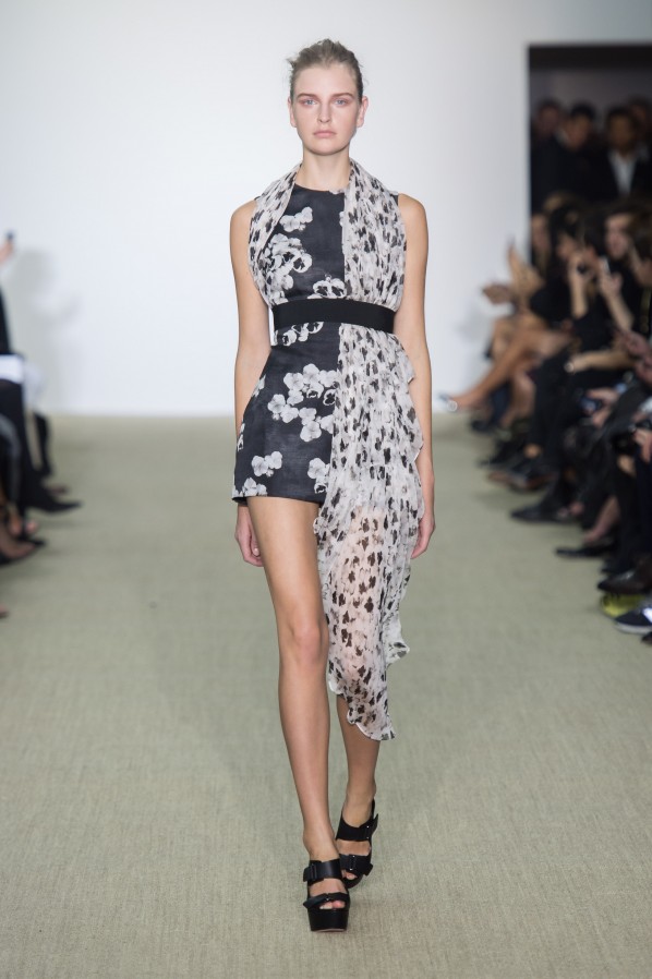 giambattista_valli_ss14_0018