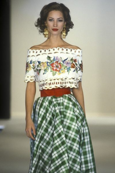 Christy Turlington Guy Laroche Modepilot 90er Off shoulder