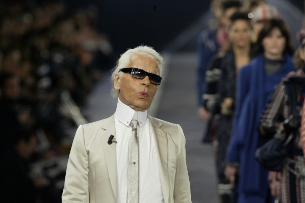 Karl Lagerfeld 2004 Frisur Pferdeschwanz Modepilot