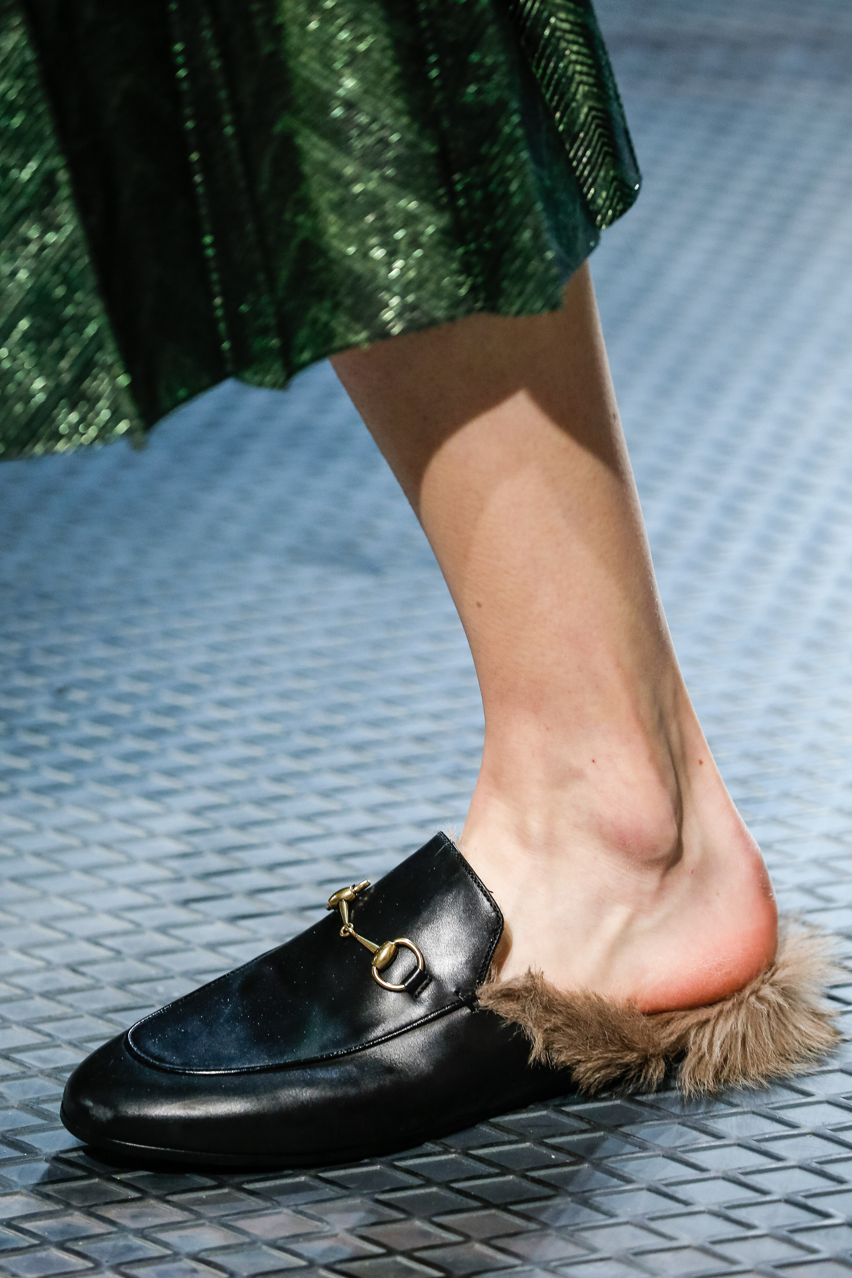 gucci slipper fell loafer offen Herbst winter 2015/16 modepilot