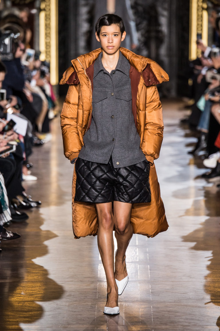 trend daune pufferjacket designer catwalk laufsteg