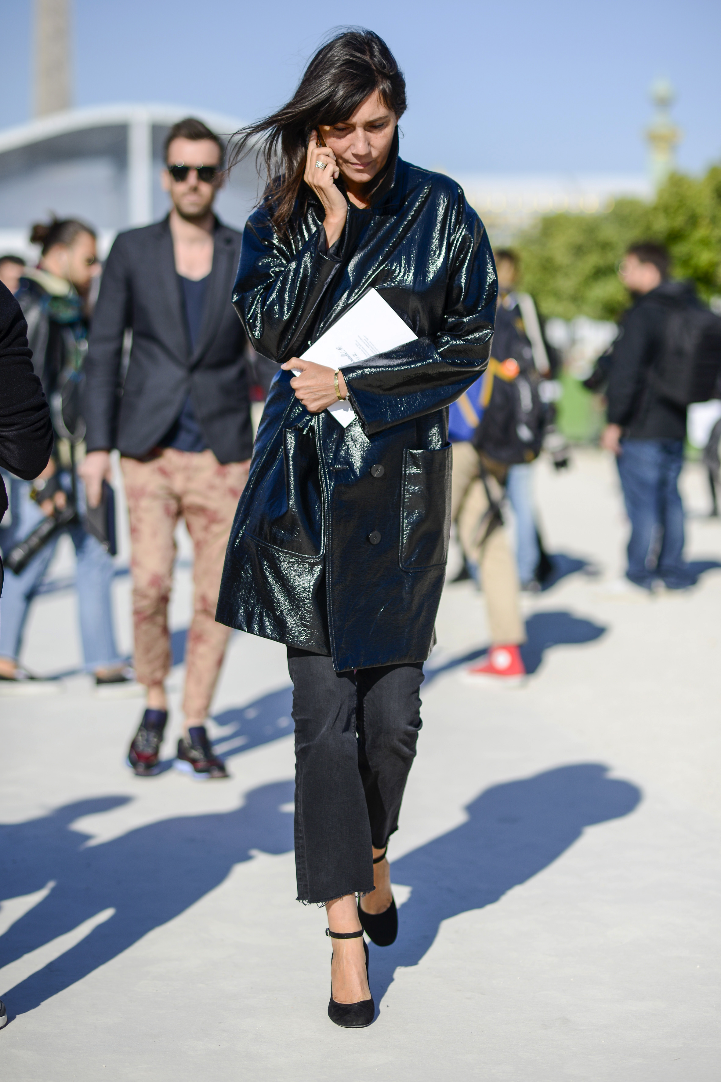 Emmanuelle Alt lack wandy nylon Street style