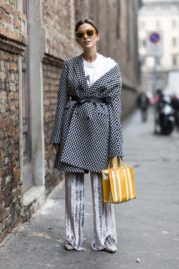 Street style Mailand Milano Milan Blazer belt Modepilot winter 2017