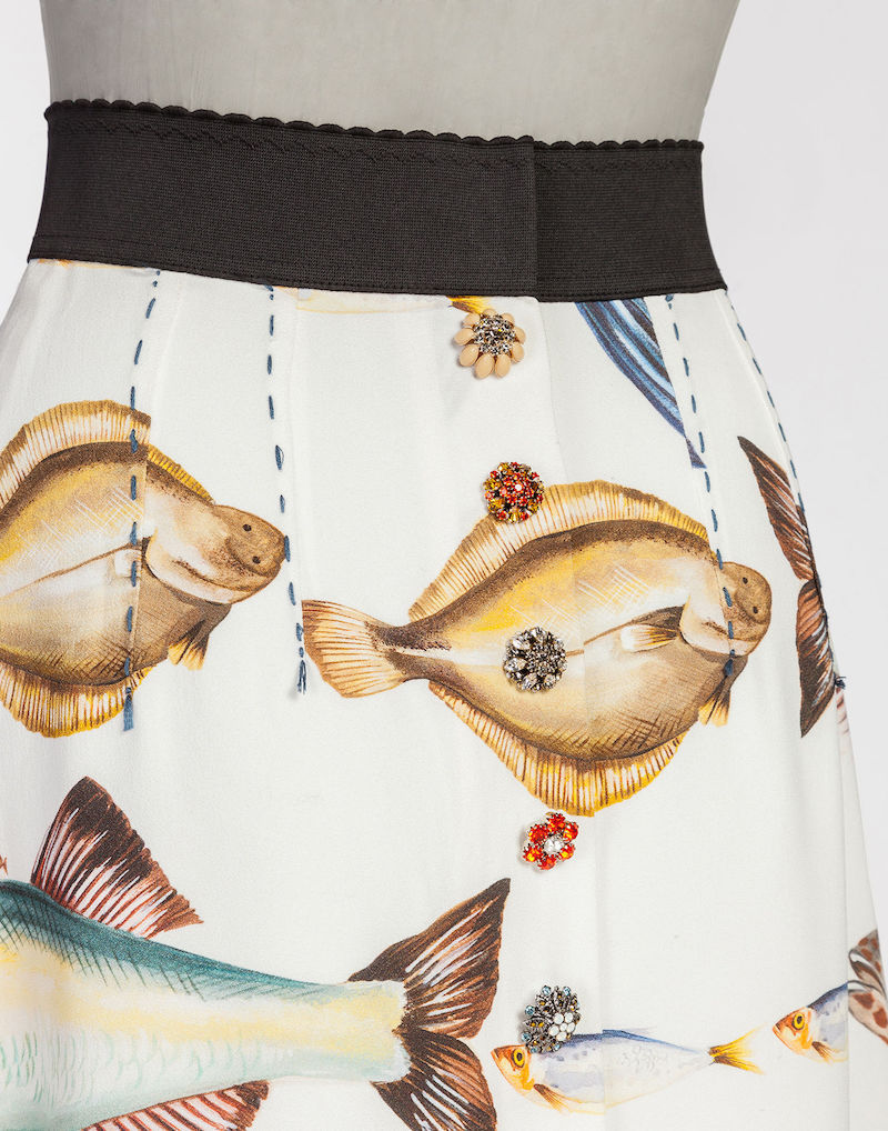 Knoepfe buttons dolce gabbana modepilot 2017 fish skirt rock