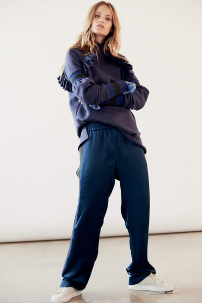 Maggie Marilyn. Photographer Ben Morris Jogger pants sweater Modepilot