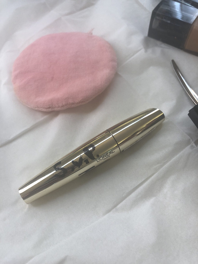 Jede Moderatorin hat ihre eigenen Mascara. Diese hier gehört Sophie von Puttkamer