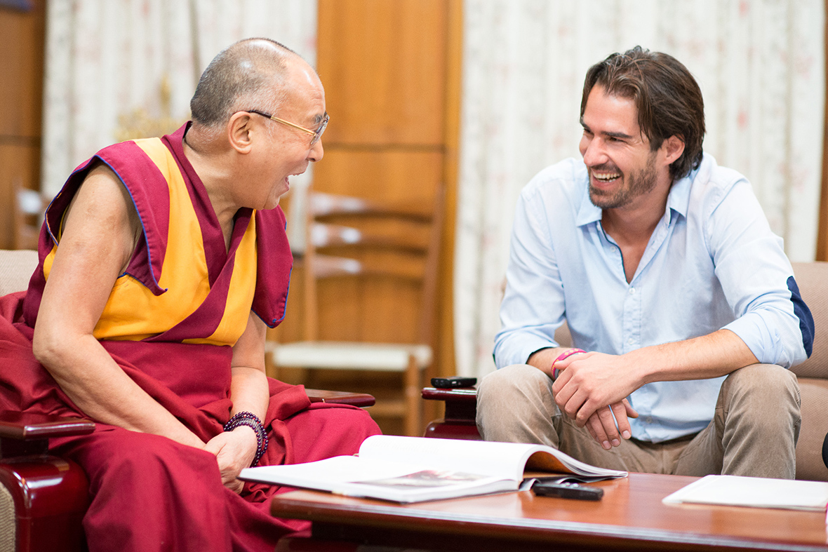 York Hovest mit dem Dalai Lama Modepilot