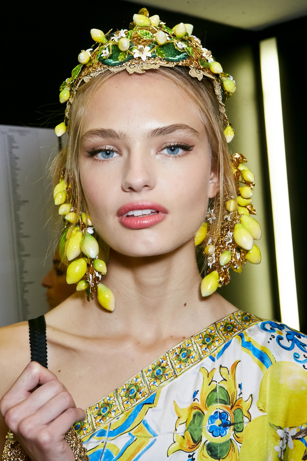 Modepilot Dolce Gabbana Zitronen Lemons Backstage