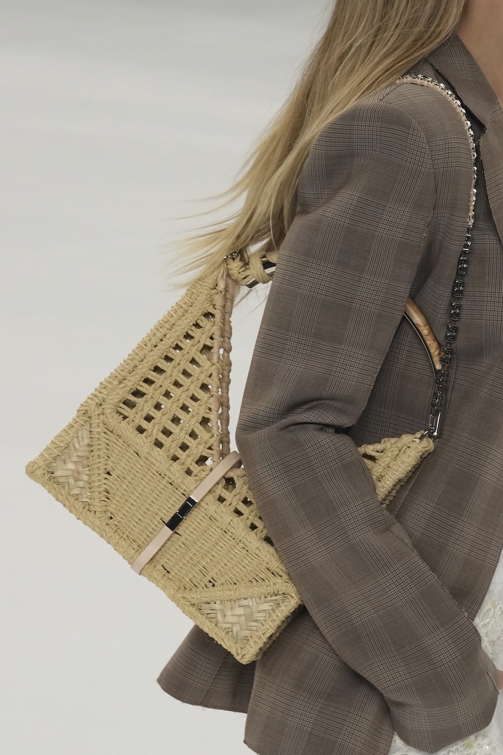 Givenchy Modepilot Sommer 2022 Handtasche