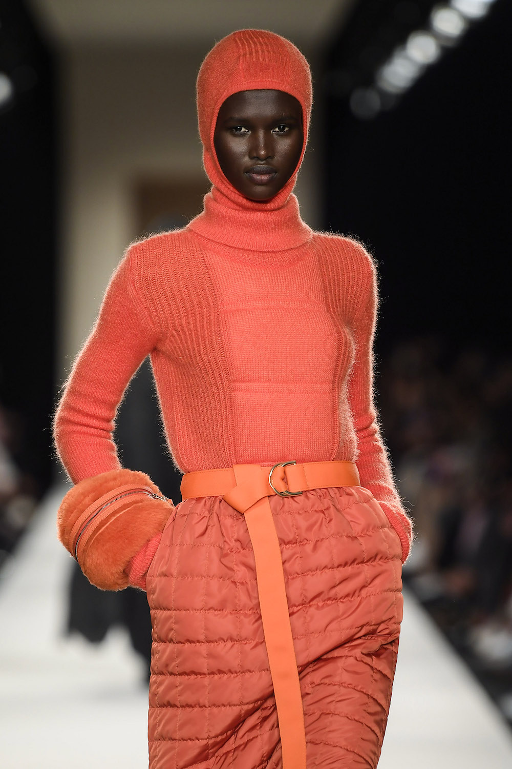 Balaclava Modepilot Max Mara 2023