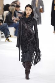 Modepilot Lederkleid 2025 Mailand