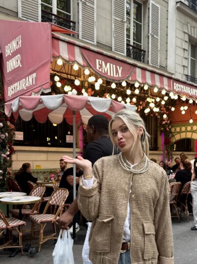 Emily: alles andere, aber nicht Paris